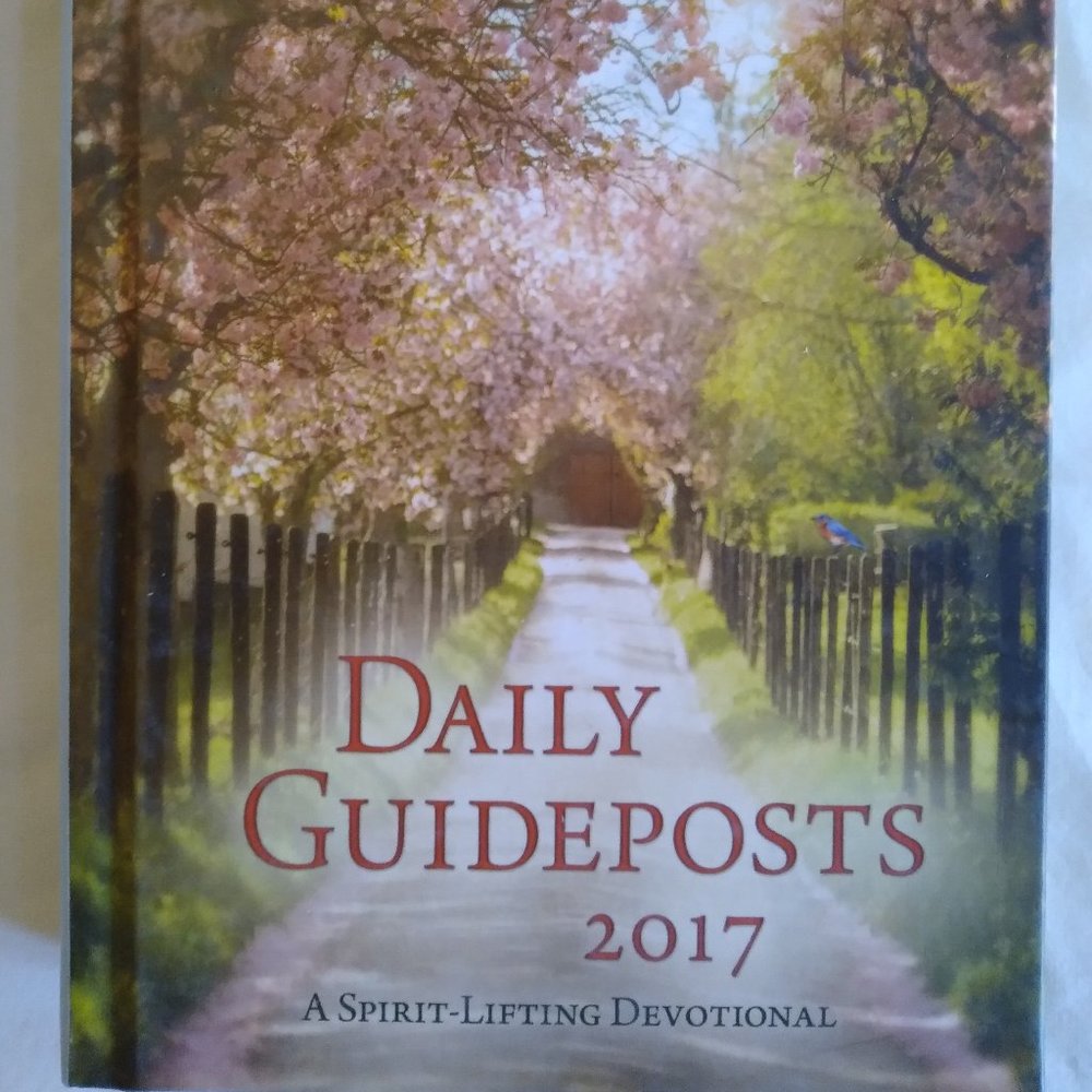 Daily Guideposts  A Spirit-Lifting DEVOTIONS NEW